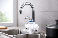 Смеситель для кухни одноручный ЕC-200 с функцией подогрева