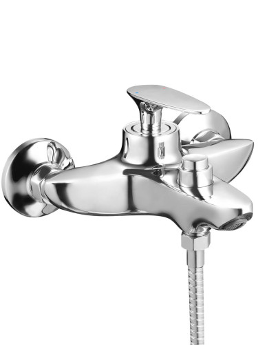 Смеситель для ванны одноручный с коротким изливом LOT3-A010