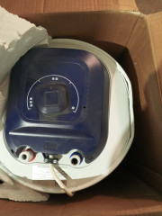 Водонагреватель накопительный электрический ARISTON BLU1 R ABS 40 V SLIM EXTRA1.8 УЦЕНКА SN 0132232