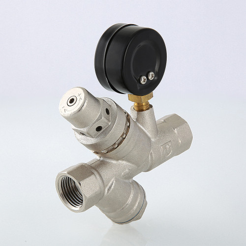 Клапан подпиточный с фильтром и манометром 1/2" VT.515