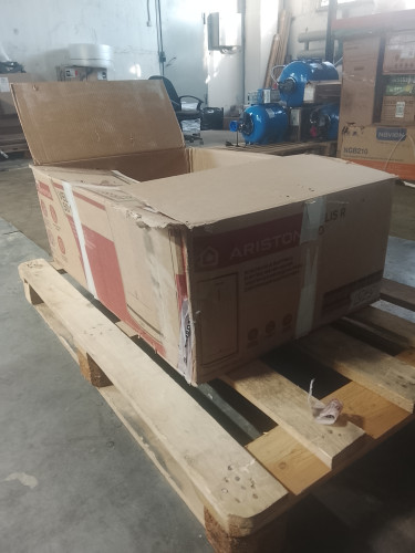 Водонагреватель накопительный электрический ARISTON ABS VLS PRO R 50 УЦЕНКА SN 5022681