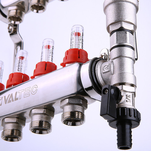 Блок коллекторный 8 выходов х 1.0"х3/4" В-В-ЕК с расходомерами нерж VTc.589