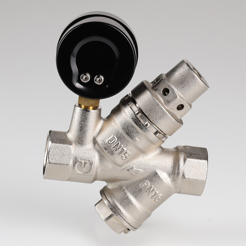 Редуктор давления с фильтром и манометром 1/2" В-В VT.082