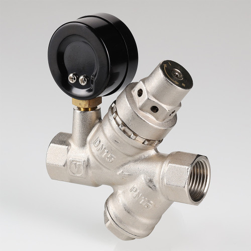 Редуктор давления с фильтром и манометром 1/2" В-В VT.082