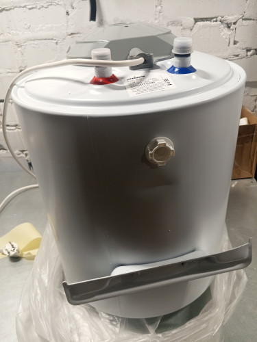 Водонагреватель электрический EDISSON ES 30 V 510599 УЦЕНКА