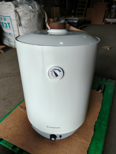 Водонагреватель накопительный газовый ARISTON S/SGA 80R УЦЕНКА SN 08223470000447