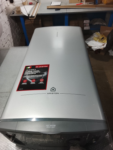 Водонагреватель накопительный электрический ARISTON ABS VLS PRO INOX R 80 УЦЕНКА SN 0108190
