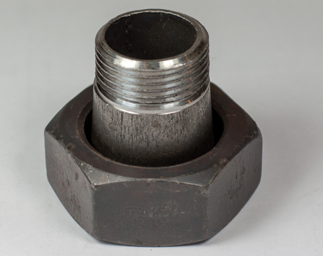 Адаптер Ду25 гайка стальная