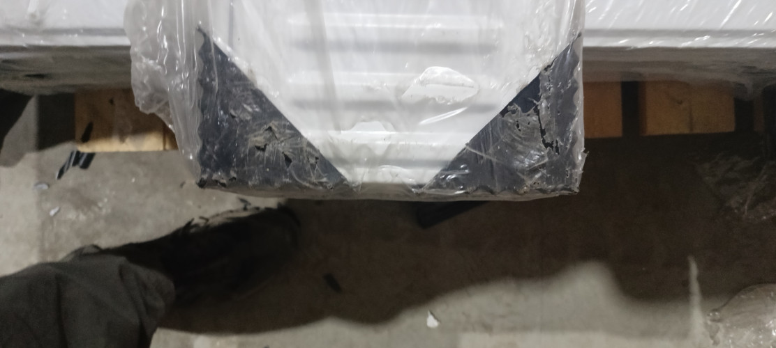 Радиатор стальной C22 LEMAX 200*1400 (1348 Вт) боковое подключение 145730000001050 УЦЕНКА