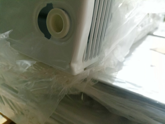 Радиатор стальной C22 LEMAX 300*1300 (1871 Вт) боковое подключение 121496000001758 УЦЕНКА