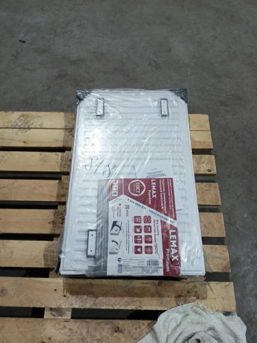 Радиатор стальной C22 LEMAX 500*0800 (1725 Вт) боковое подключение 119468000102408 УЦЕНКА