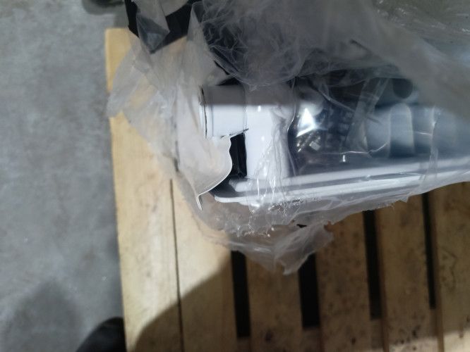 Радиатор стальной C22 LEMAX 500*0800 (1725 Вт) боковое подключение 119468000102519 УЦЕНКА