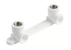 Угольник двойной с креплением ВР ф20х1/2&quot; ПП(б) КОНТУР