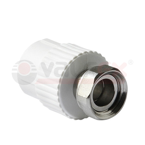 Муфта с накидной гайкой ф20х1/2" ПП(б) VF